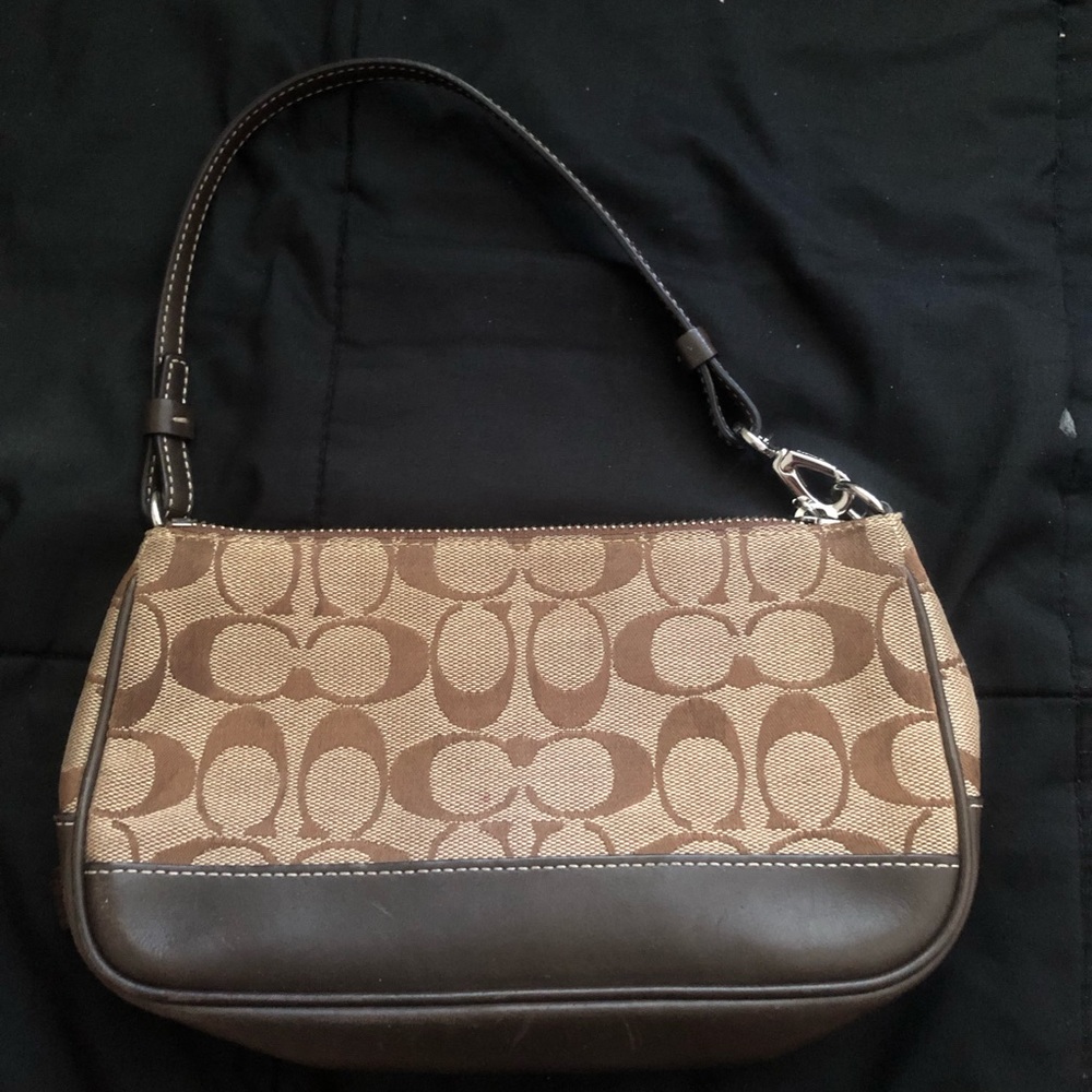 Vintage authentic coach shoulder bag